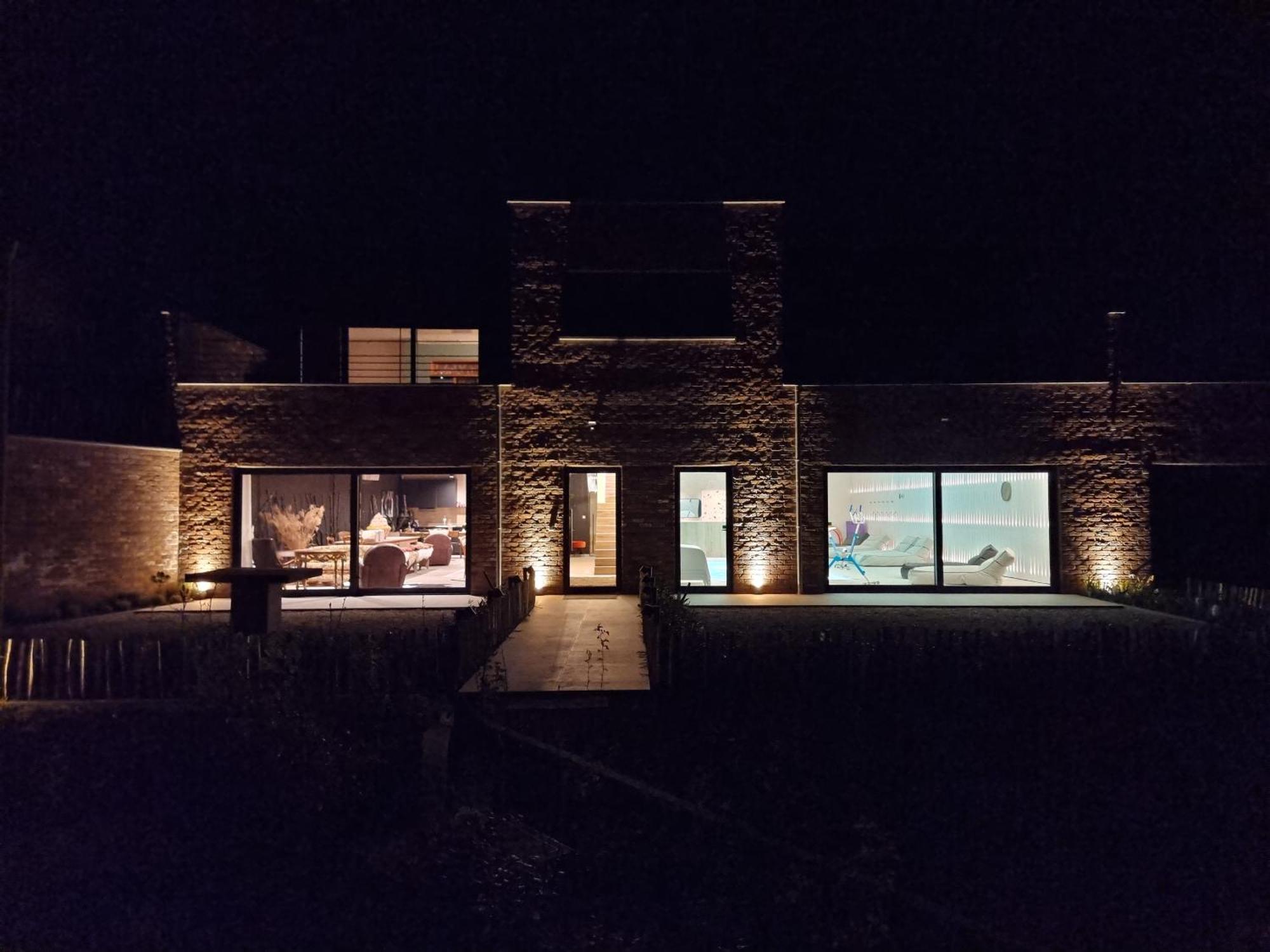 Sous La Houlette Bed & Breakfast Villers-la-Ville ภายนอก รูปภาพ