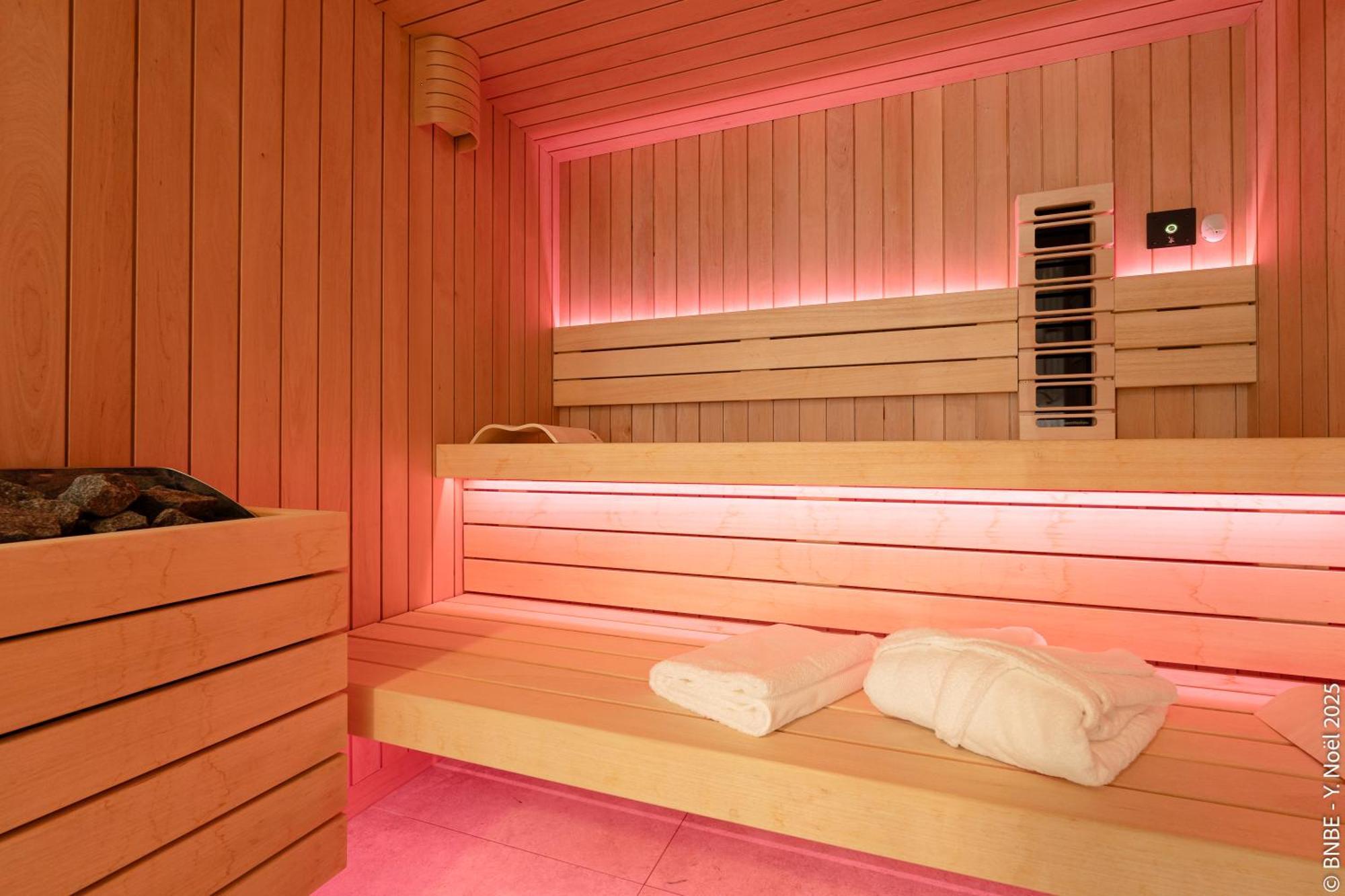 Sous La Houlette Bed & Breakfast Villers-la-Ville ภายนอก รูปภาพ